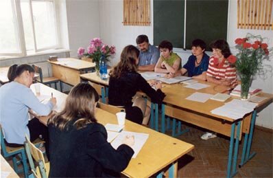 Филолгический факультет: ГАК (2001 г.)